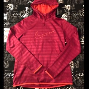 NWOT Nike Women’s Therma-Fit Hoodie
